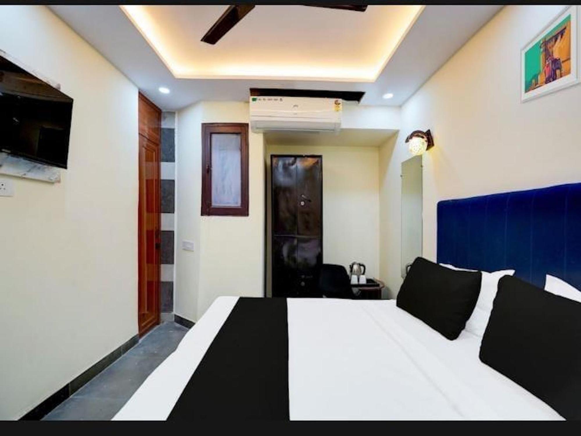 Hotel City Palace 뉴델리 외부 사진